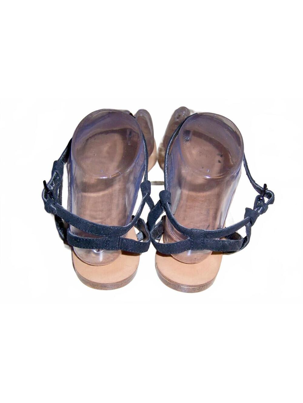 Zara Trafaluc Black Studded T-Strap Flat Sandals 38 US 7.5 - Picture 4 of 8